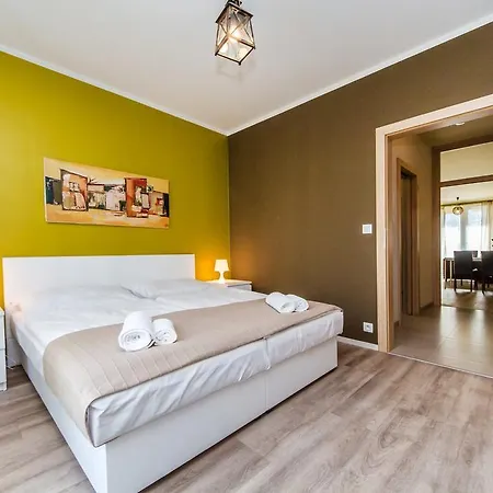 Welcome 5 * Prague