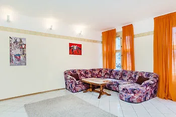 Welcome 5 Apartment