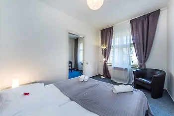 Welcome 5 Prague