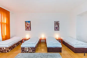 Welcome 5 * Prague